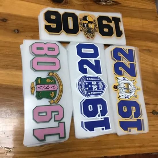 Vente en gros de figurines d'action de dessin animé 3D, conception de logo personnalisé OEM pour cadeaux d'entreprise, cadeaux de promotion, jouets de collection